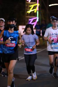 BIB: 45390, 45141, 41994
                            <button type="button" onclick="openModal(20361713)" class="btn btn-primary btn-sm float-right btn-popup" data-toggle="modal" data-target=".modal-high-quality">
                        <i class="fas fa-shopping-cart"></i> Add to Cart
                    </button>
                                            <button type="button" onclick="isThisMe(20361713, true)" class="btn btn-success btn-sm float-right btn-popup btn-isme hidden" data-toggle="tooltip" data-placement="bottom" title="นี่คือรูปของคุณใช่ไหม คลิกที่นี่เพื่อเอาเข้าอัลบั้ม">
                        <i class="fas fa-plus"></i> Add to album
                    </button>
                    <button type="button" onclick="isThisMe(20361713, false)" class="btn btn-warning btn-sm float-right btn-popup btn-isnotme hidden">
                        <i class="fas fa-ban"></i> Remove from album
                    </button>